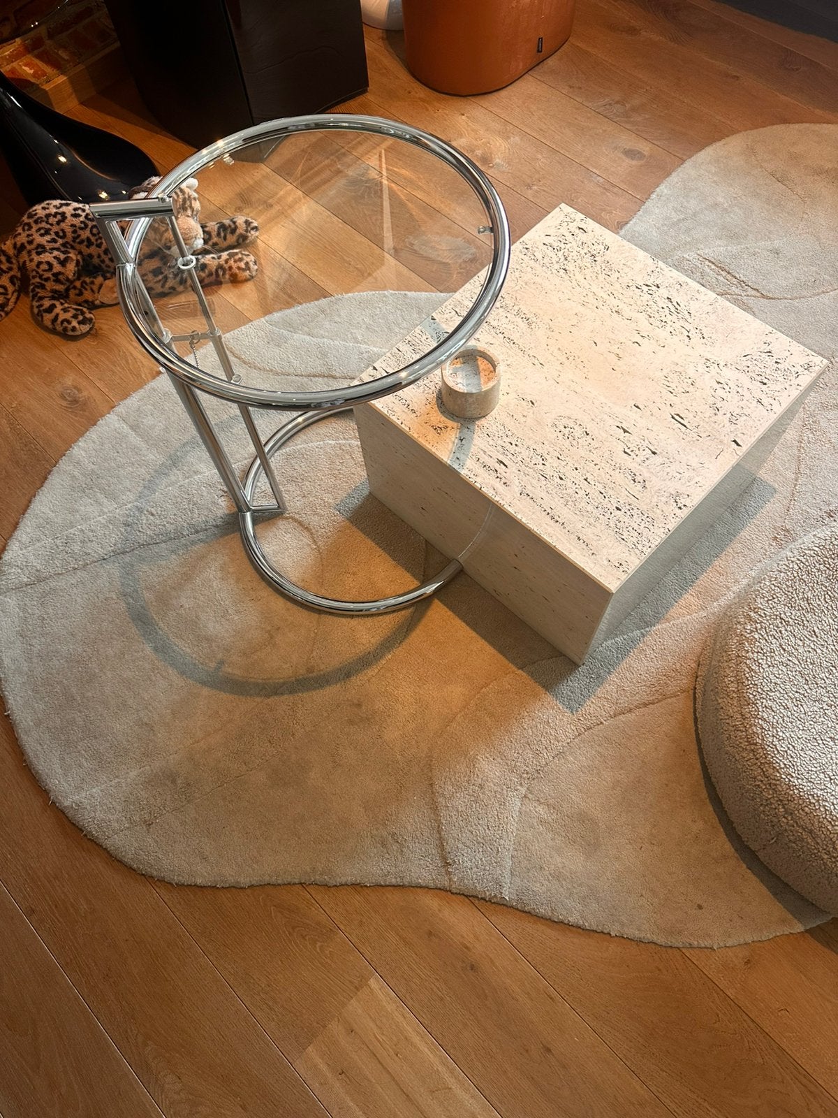 Vintage Italiaanse Travertin sidetable, kubus, Ophalen, Gebruikt, Vierkant, Minimalistisch,