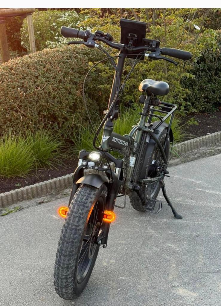 Elektrische plooi fiets. Pitbull 25 per uur, Ophalen, Zo goed als nieuw