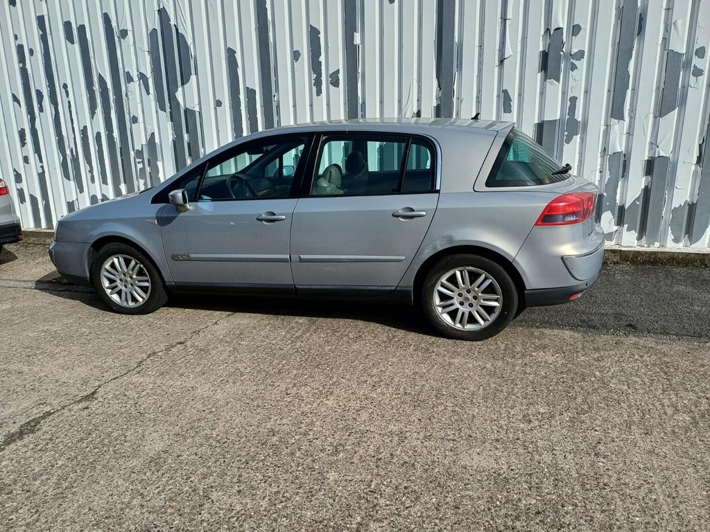 Renault velsatis 2.0T benzine LPG 1ste eigenaar 2500€, Auto's, Renault, Particulier, Vel Satis, ABS, Airbags, Airconditioning