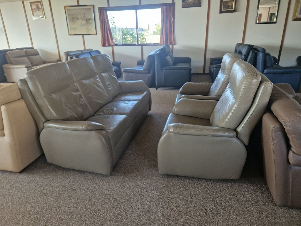 TAUPE BUFFELLEDEREN SALON 3+1+1 ZIT, Ophalen, Gebruikt, Leer
