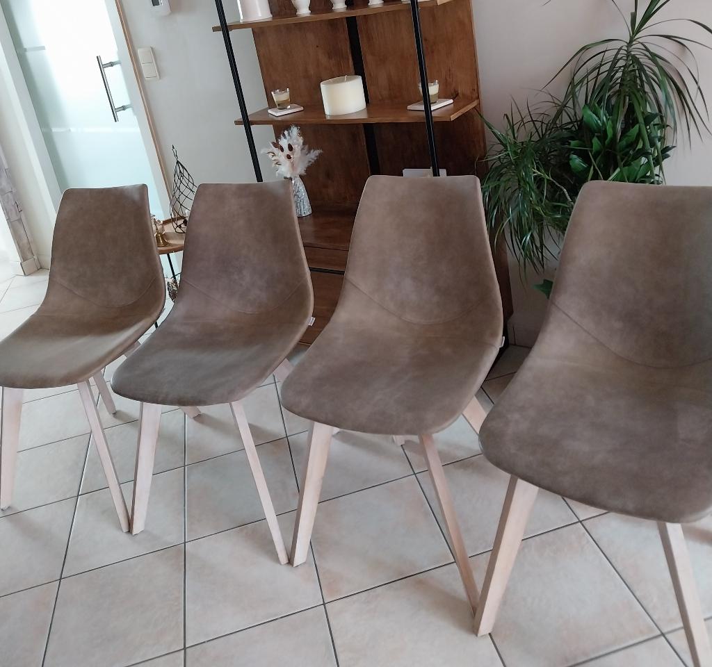 Lot de 4 chaises nubuck daim, Huis en Inrichting, Stoelen, Ophalen, Gebruikt, Overige kleuren, Vier