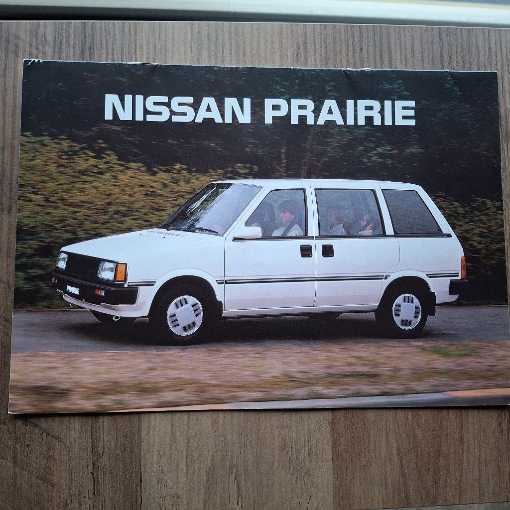 NISSAN  PRAIRIE    1987, Livres, Autos | Brochures & Magazines, Enlèvement ou Envoi, Neuf, Nissan