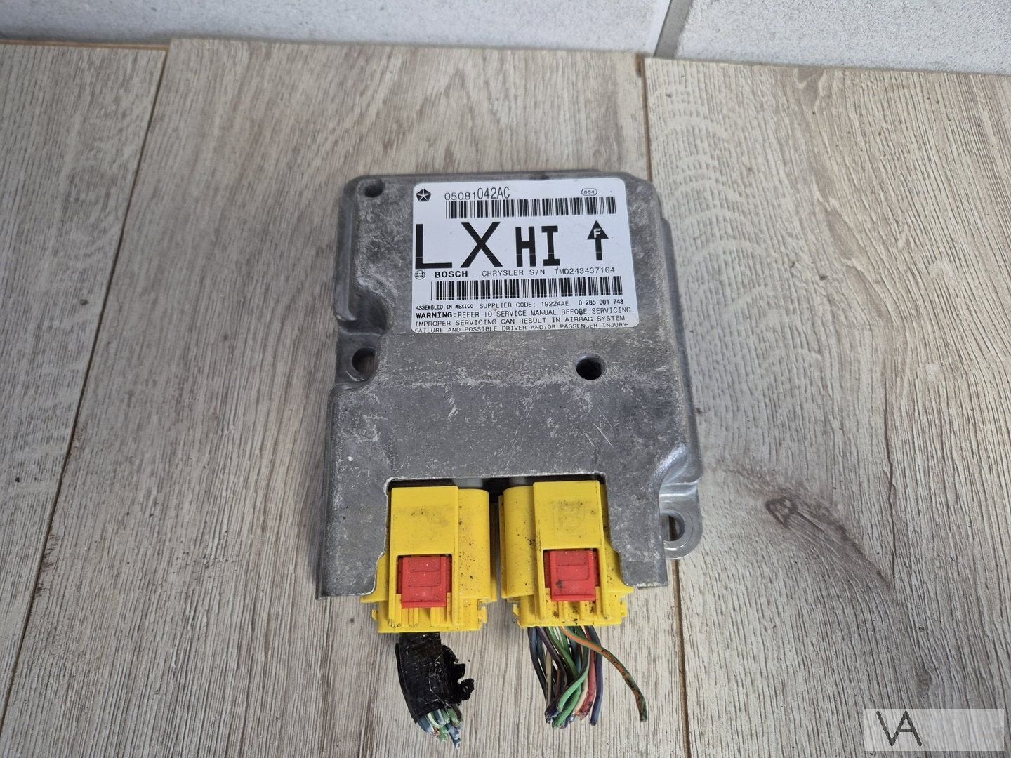 Chrysler 300c 300 c 2004 - 2010 airbag module 05081042ac €40, Utilisé, -, -, Enlèvement ou Envoi