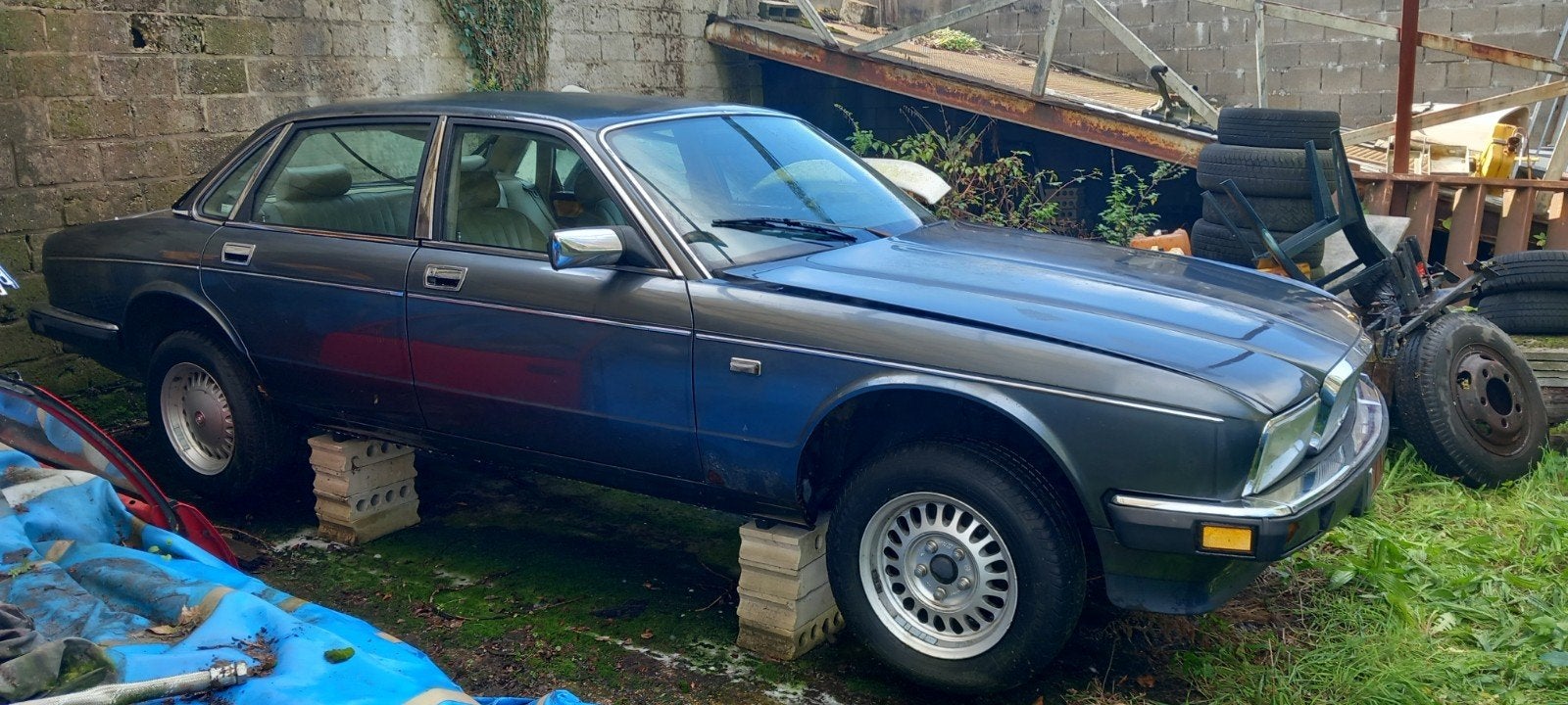 jaguar XJ6 avec moteur 2900 cc de 1990., Argent ou Gris, Achat, Boîte manuelle, 6 cylindres