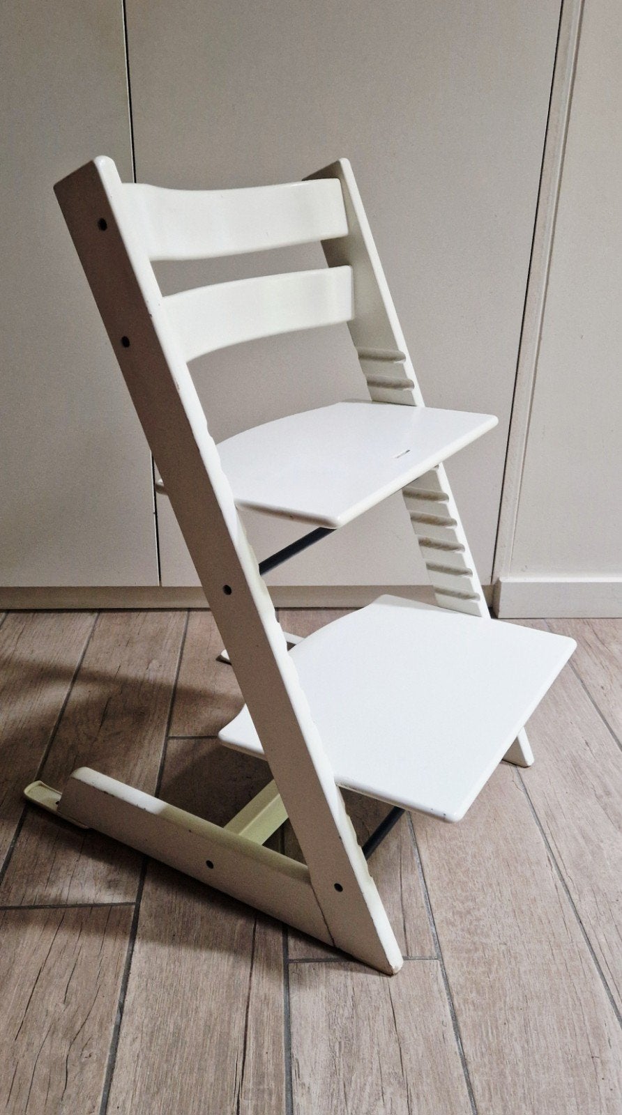 Stokke Tripp Trapp blanc, Enfants & Bébés, Chaises pour enfants, Enlèvement, Utilisé, Chaise évolutive, Coulissant