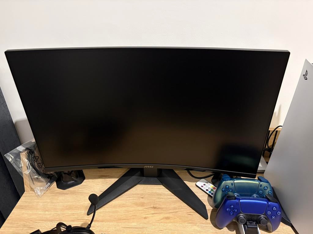 Ecran msi incurver 27 pouces etat neuf, Enlèvement, Comme neuf