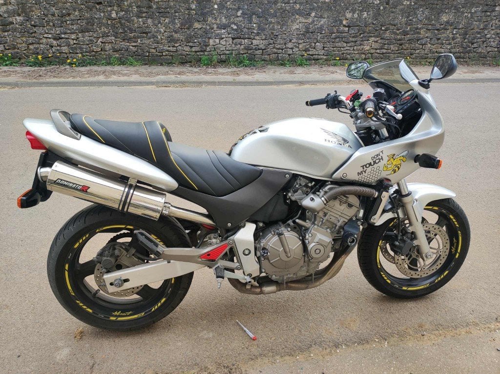 HONDA 600 CB HORNET S, Motoren, Motoren | Honda, Occasion, 4 cilinders, Motorrijbewijs A, Particulier