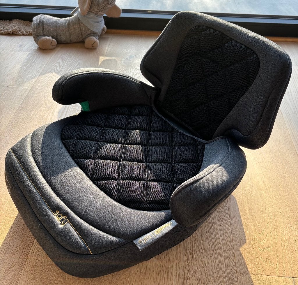 Autostoelverhoger Chipolino Safy in perfecte staat, Kinderen en Baby's, Autogordel of Isofix, Nieuw, Afneembare rugleuning, 9 t/m 36 kg