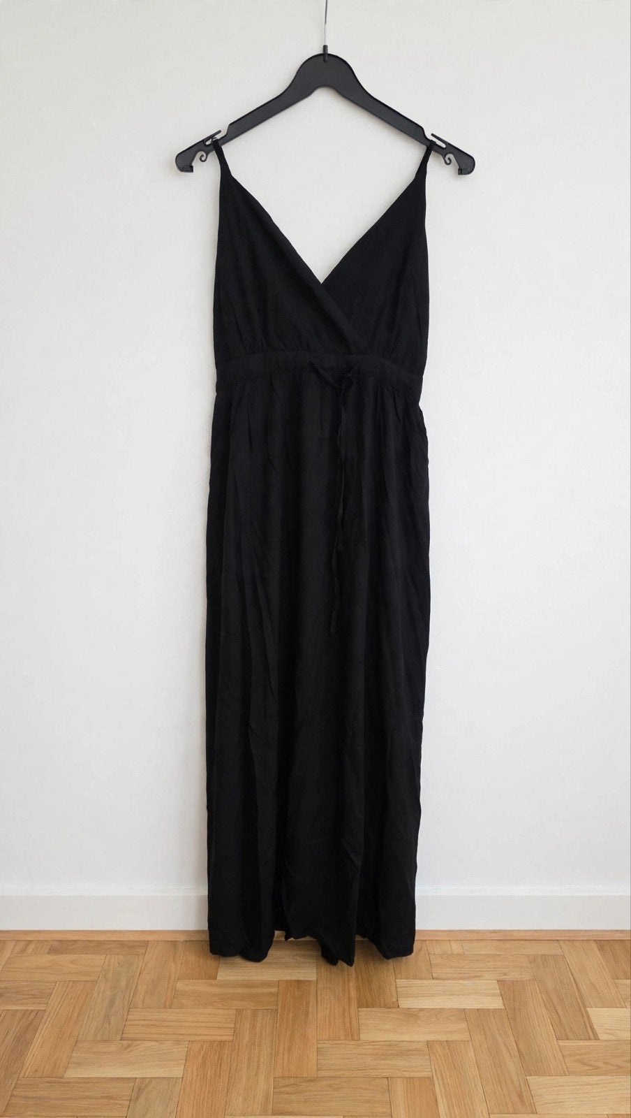 Robe Longue Noire Femme Taille L - Bretelles - Décolleté Cac, Vêtements | Femmes, Enlèvement ou Envoi, Noir