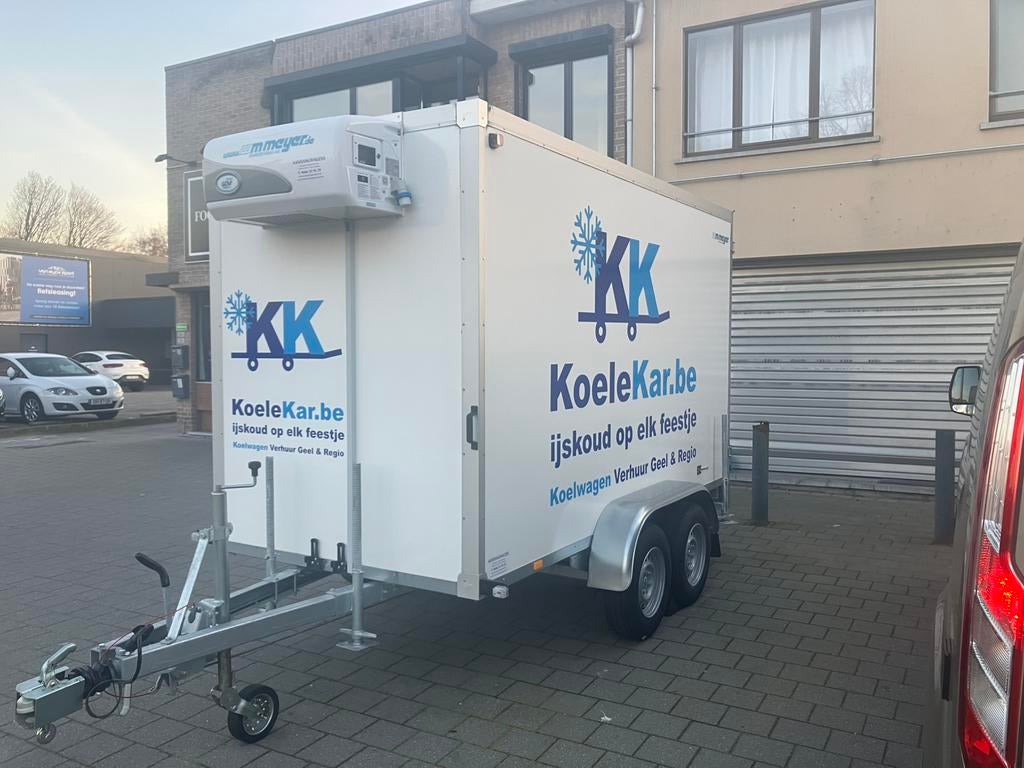 Verhuur koelwagen regio Geel, Verzenden, Zo goed als nieuw