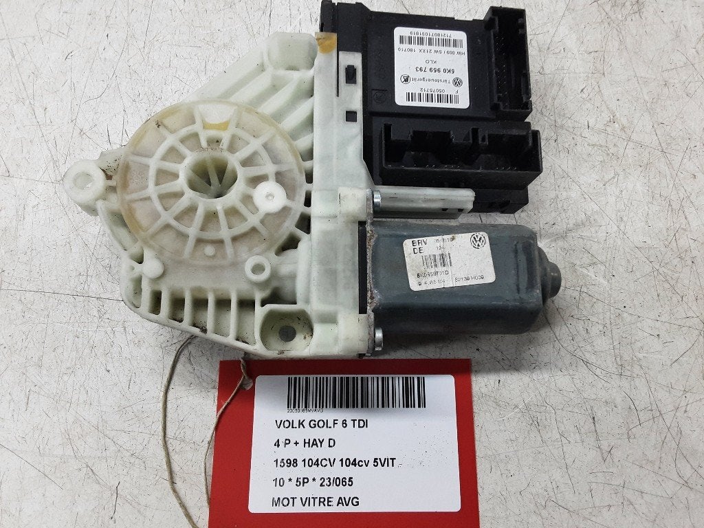 MOTEUR LEVE VITRE ELECTRIQUE AVANT GAUCHE Golf VI (5K1), Volkswagen, Mevr. I. Hauben, Utilisé, Avant