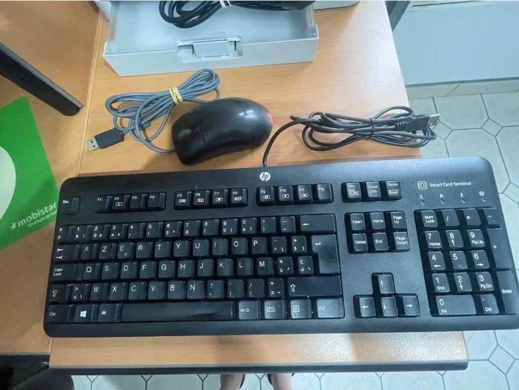 HP toetsenbord en muis, Computers en Software, Toetsenborden, Azerty, Ophalen of Verzenden, Zo goed als nieuw, HP