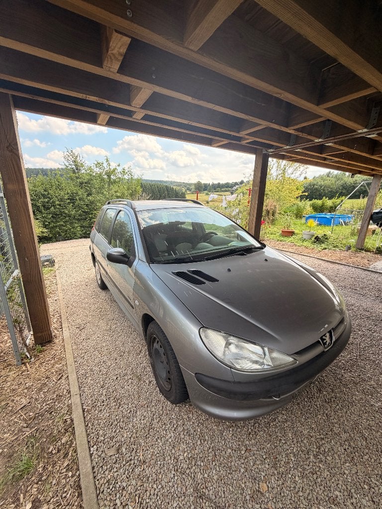 Peugeot 206 sw, 100 kW, Argent ou Gris, Achat, Boîte manuelle