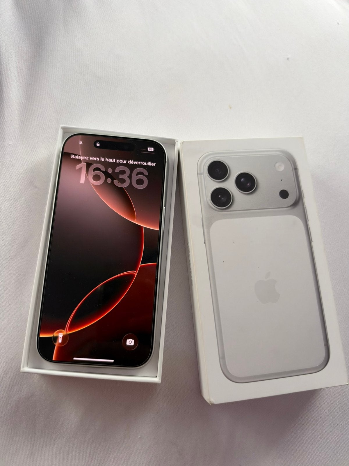 iphone 17 pro 256gb Silver avec Facture et garantie, Télécoms, Enlèvement ou Envoi, Comme neuf, IPhone 17 Pro