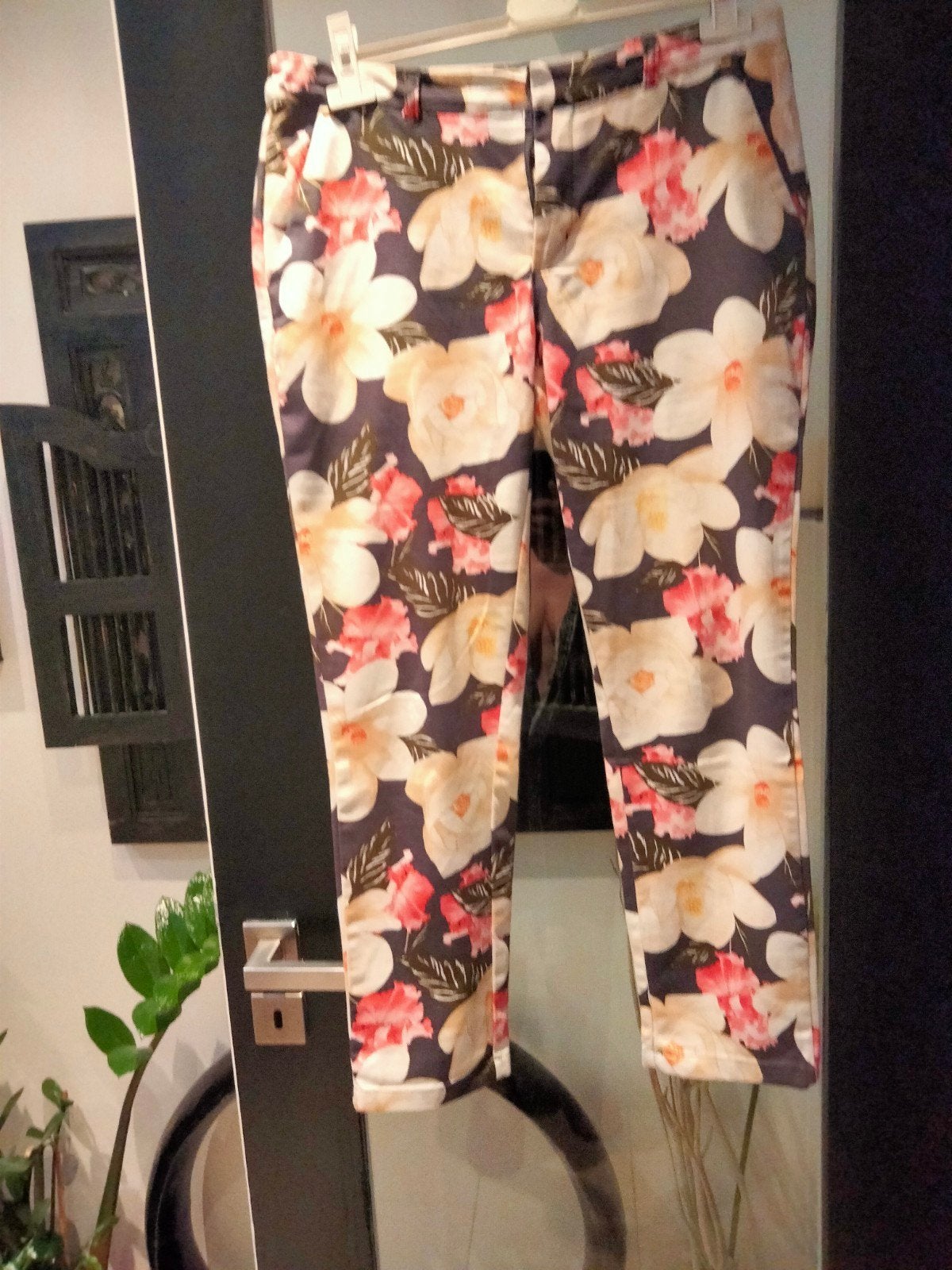 Damesbroek .mooie print.Eu 42/44., Vêtements | Femmes, Enlèvement ou Envoi