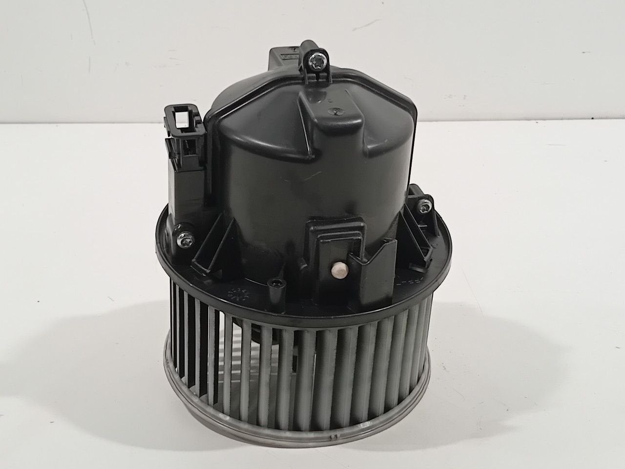 Kachel ventilator motor Volvo V60, Onderdelen@venauto.nl, Van der Ven Autorecycling B.V., Gebruikt, Ettenseweg 76, 4706 PB Roosendaal, The Netherlands
