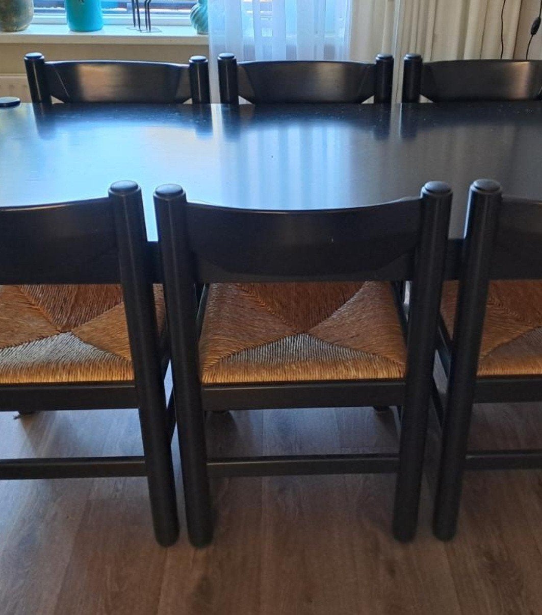 Eettafel met 6 stoelen van Vico Magistretti voor Cassina, Ophalen, Zwart