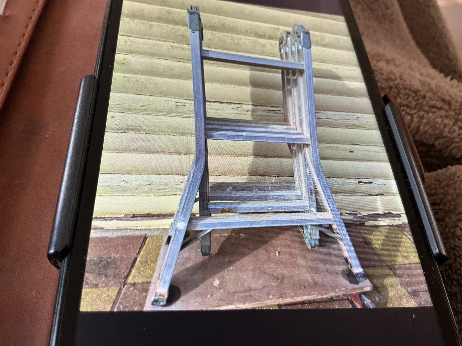Grote uitschuifbare ladder in LICHTERVELDE, Ophalen, Gebruikt, Ladder