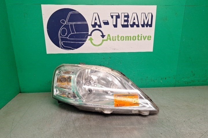 PHARE / OPTIQUE AVANT DROIT Logan MCV I (KS) (|8200744754|), Dacia, Renault Deutschland AG, Utilisé, Peter-Huppertz-Straße 5
51063  Köln, DE