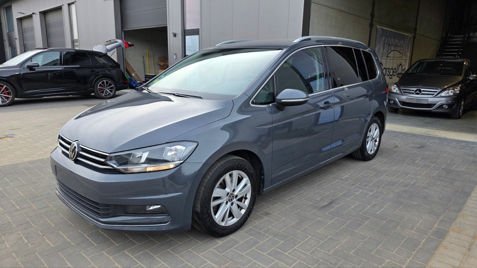 VW Touran 1.4 Benzine Automaat 7 Zitplaatsen model 2018., Automaat, Monovolume, 7 zetels, 5 deurs