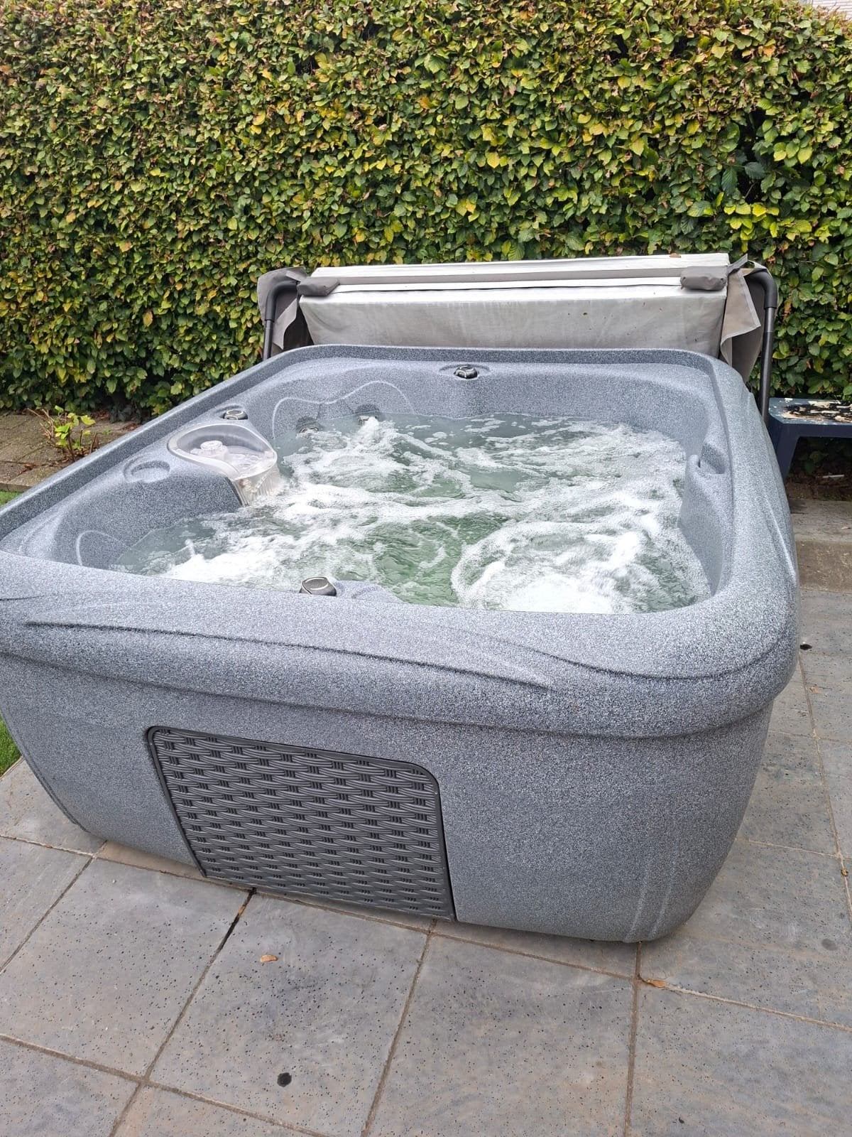 Jacuzzi, Tuin en Terras, Ophalen, Afdekzeil