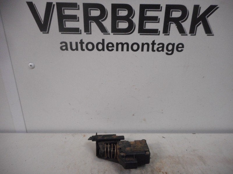 VEROUILLAGE CENTRALISEE CARBURANT FLAP XK 8 Convertible, Campus Kronberg 7
61476  Kronberg im Taunus, DE, Utilisé, Jaguar, Jaguar Land Rover Deutschland GmbH
