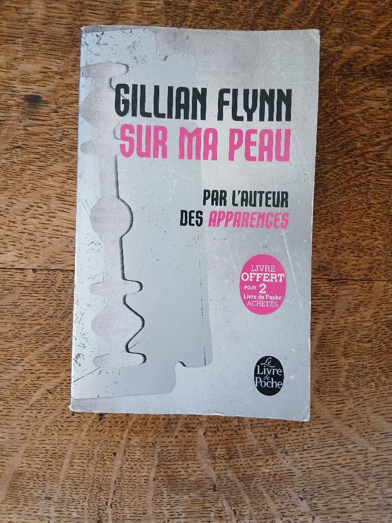 Gillian Flynn : Sur ma peau, Enlèvement