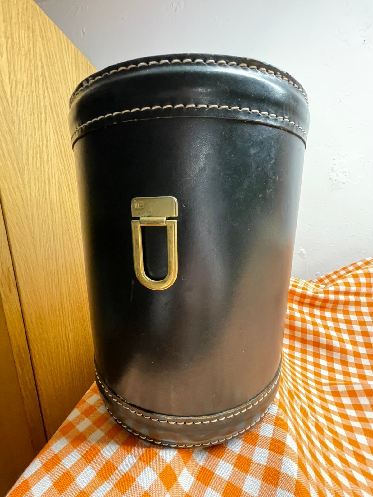 Vintage design prullenbak – Zwart leer & messing - ILG, Enlèvement, Utilisé, Autres matériaux