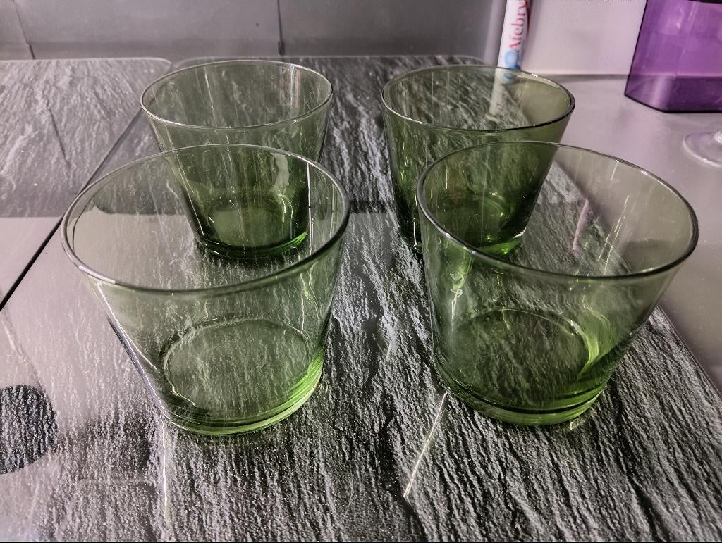 Vends verres à boire, Enlèvement, Utilisé