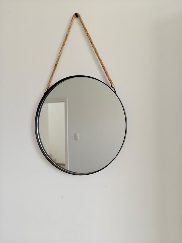 Ronde spiegel gratis, Ophalen