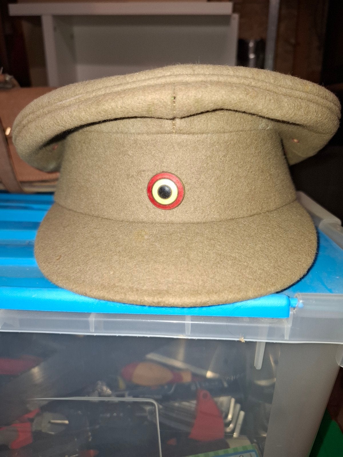 Belgische militaire pet in kaki stof, Verzamelen, Ophalen of Verzenden, Landmacht, Helm of Baret