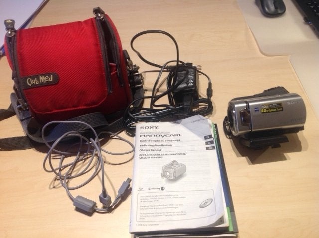 Sony Compacte Handycam DCR-SM35, TV, Hi-fi & Vidéo, Caméscopes numériques, Enlèvement, Comme neuf, Carte mémoire, Sony