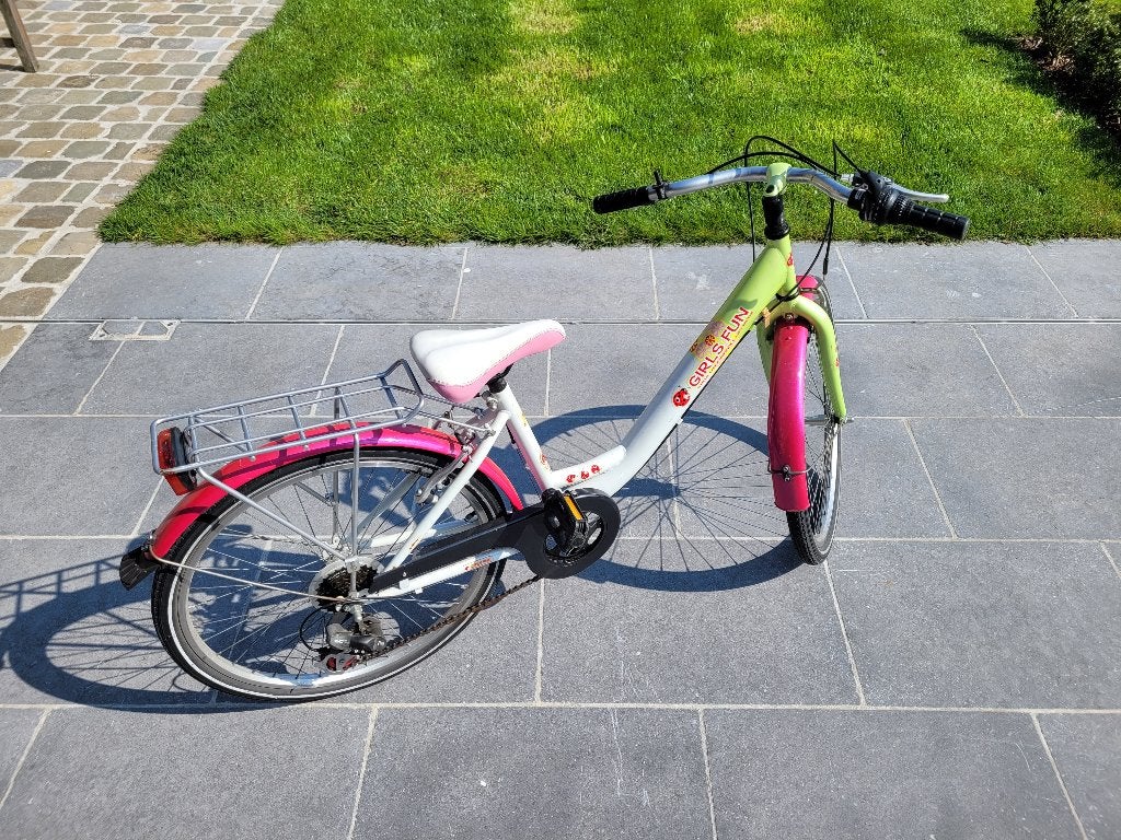 Meisjesfiets 24", Fietsen en Brommers, Ophalen, Velgrem, Versnellingen, Gebruikt