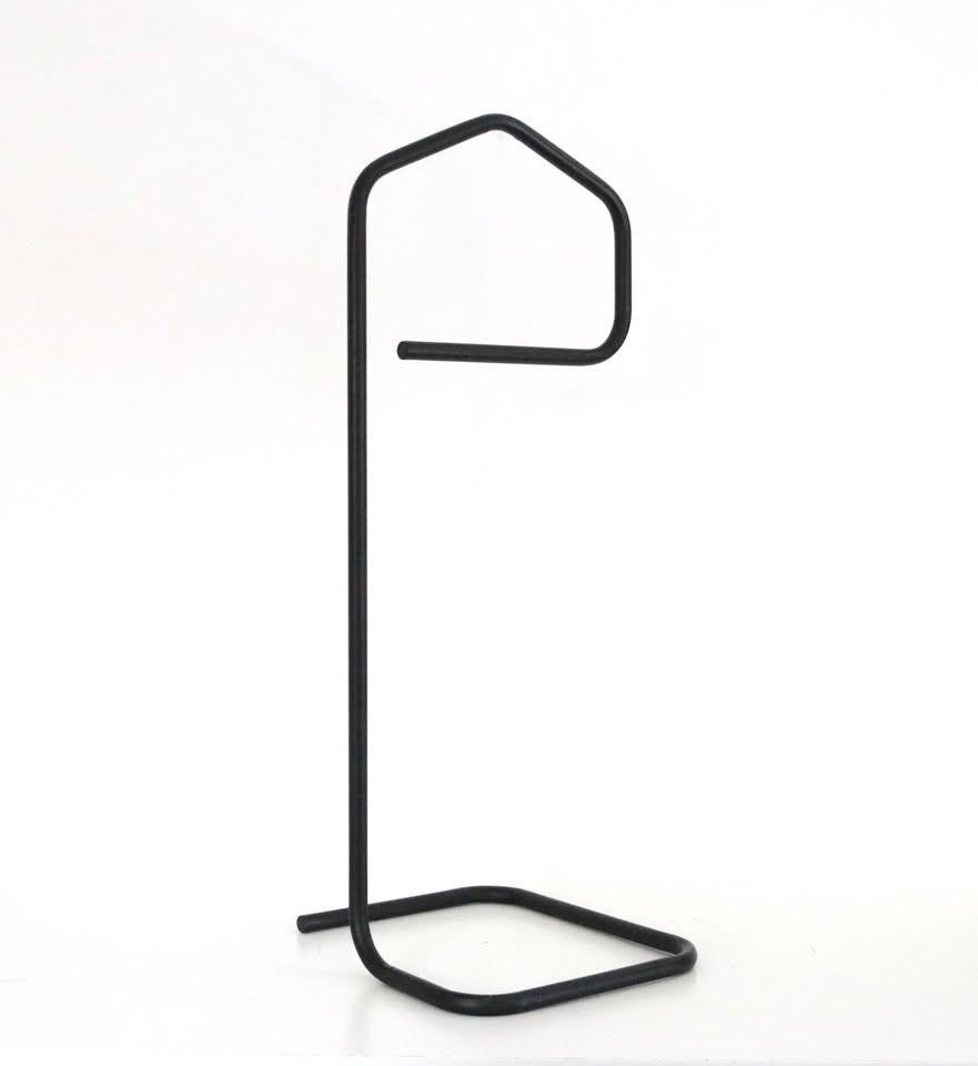 Postmodern Järpen Dressboy Niels Gammelgaard Mat Zwart, Maison & Meubles, Enlèvement, Métal