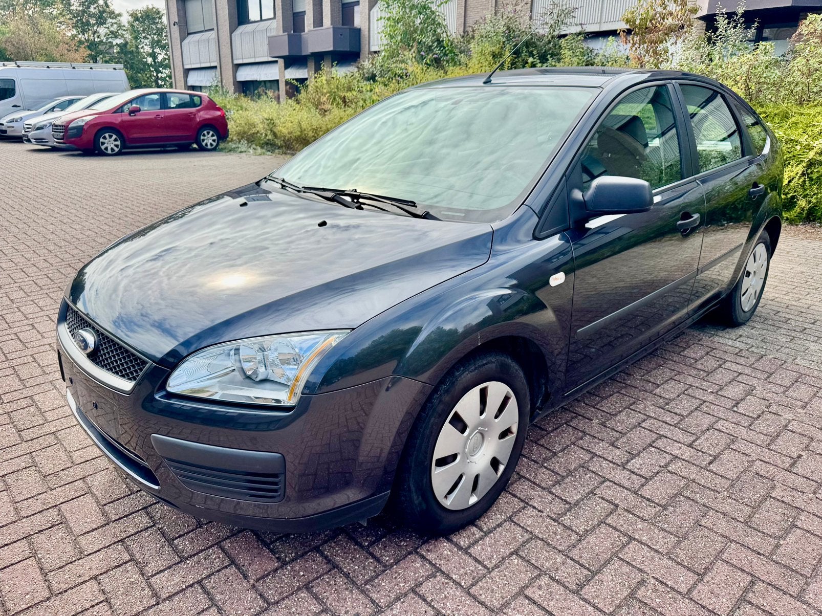Focus 1.4i 214000 km Carnet Ford Euro4, Autos, Focus, Achat, Entreprise, Boîte manuelle