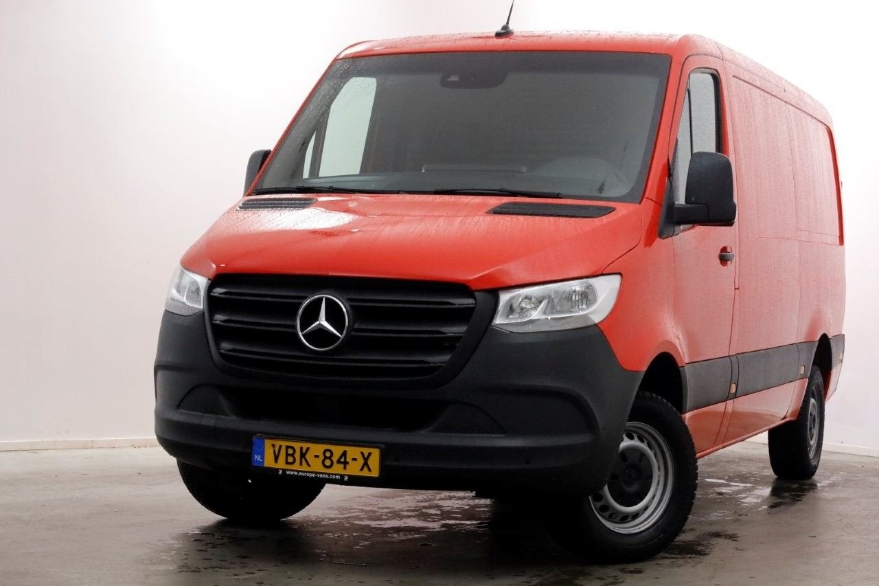 Mercedes-Benz Sprinter 314 CDI 143pk E6 RWD L2H1 Navi/Camera, Autos, Rouge, Achat, Entreprise, Mercedes-Benz