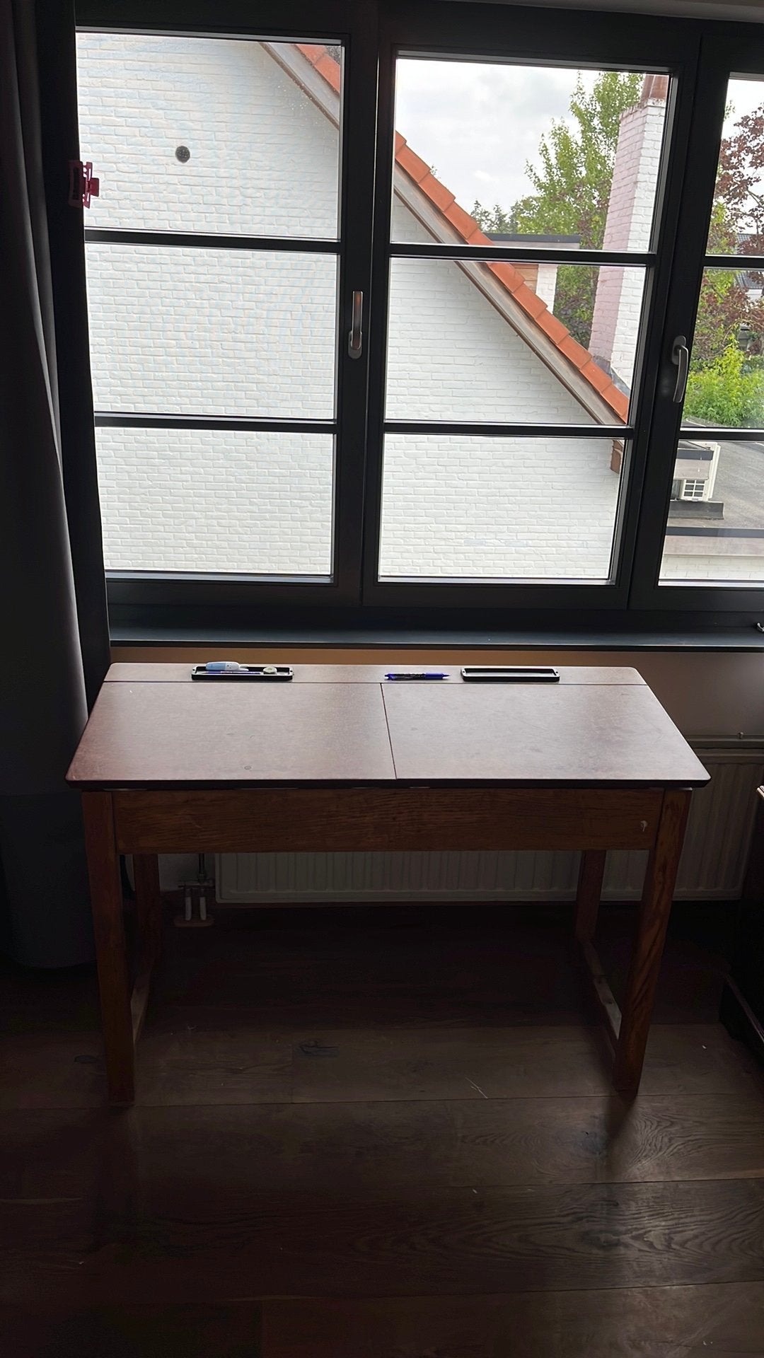 Vintage lessenaar bureau kind, Ophalen