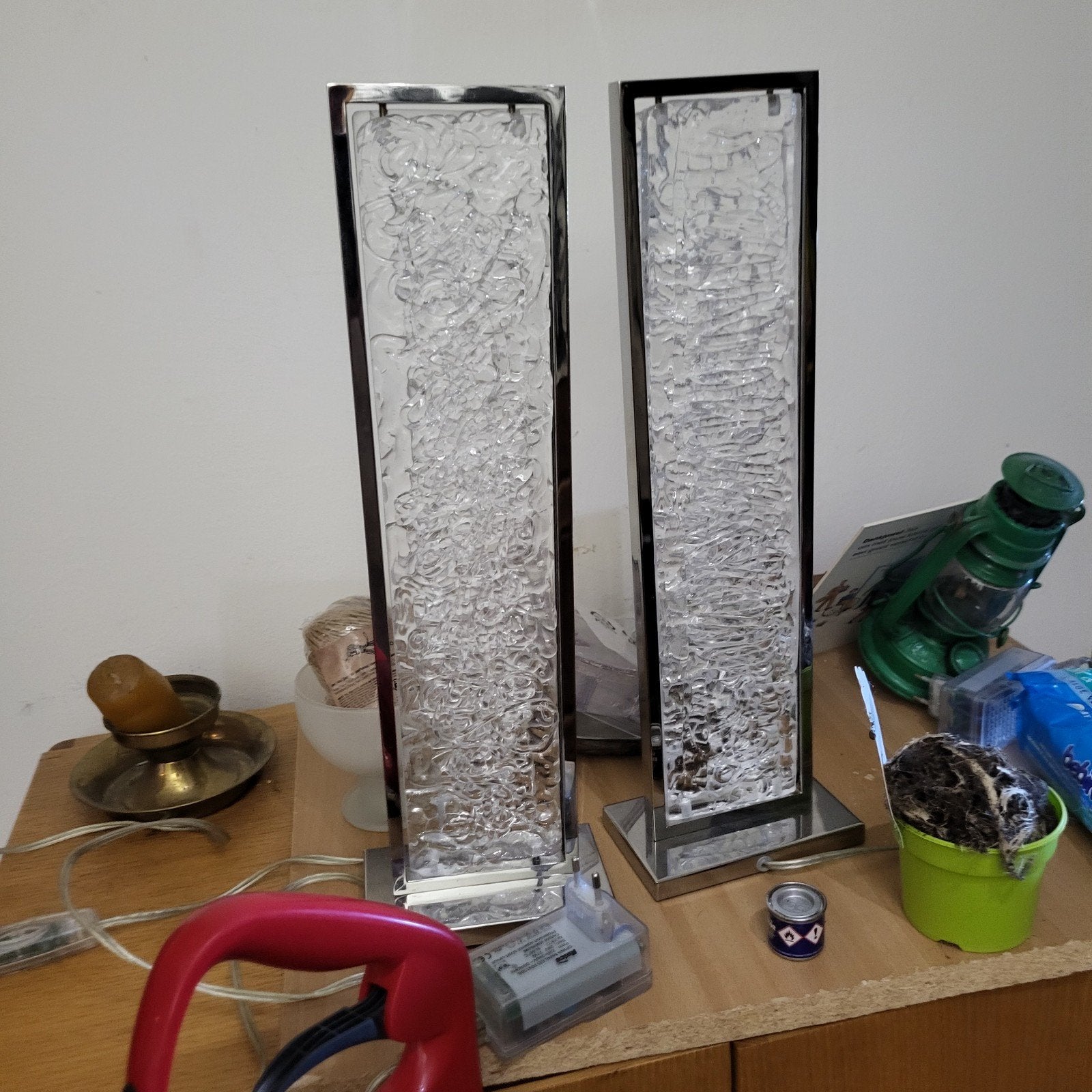 2 sierlampen met intensiteitsschakekaar, Ophalen