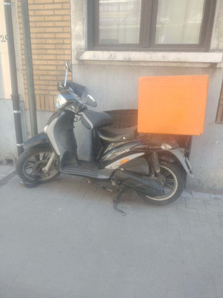 Piaggio Liberty, Vélos & Vélomoteurs, Enlèvement, Comme neuf, Classe B (45 km/h), Essence