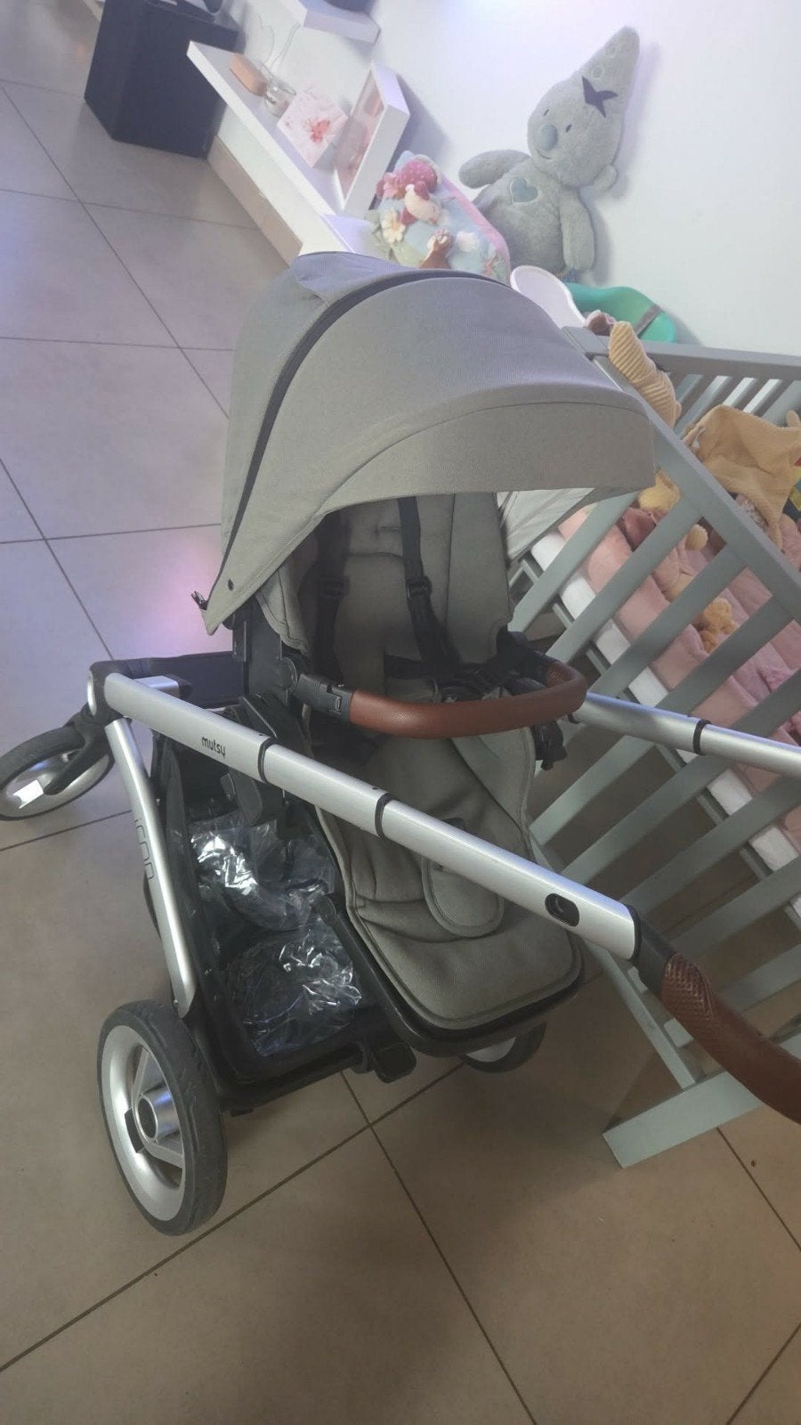 Mutsy Icon Vision 2-in-1 kinderwagen – compleet & zo goed, Ophalen, Zo goed als nieuw, Overige merken, Regenhoes