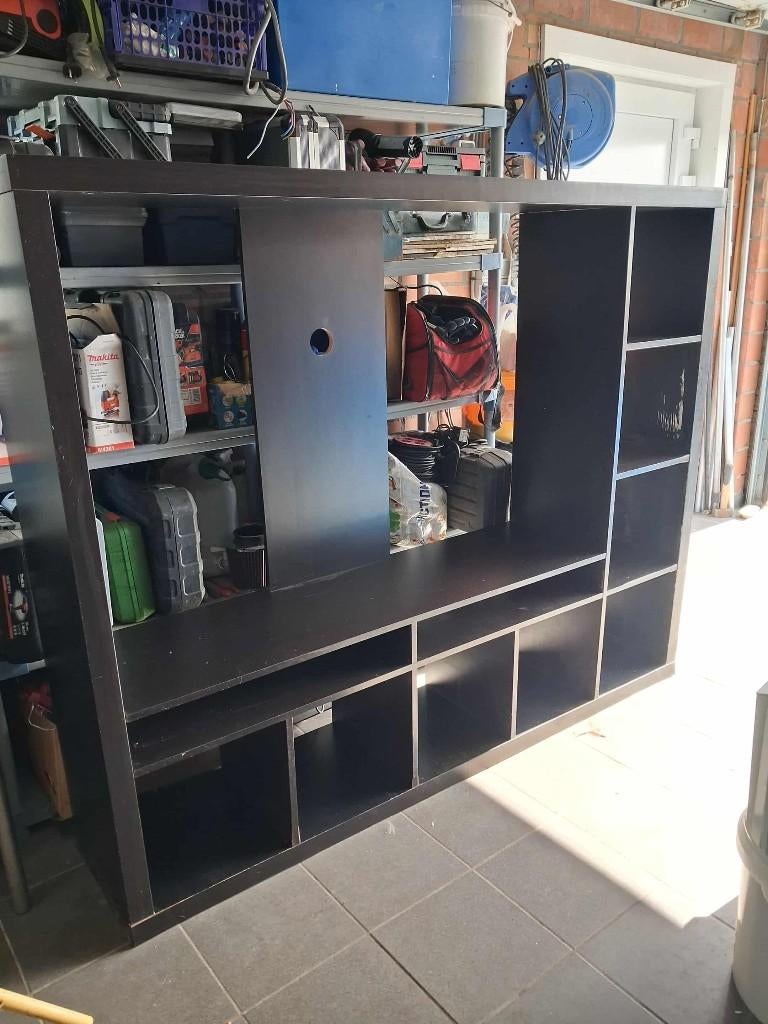 tv kast ikea donker bruin 183x39x147 cm nieuwprijs 229 euro, Huis en Inrichting, Kasten |Televisiemeubels, Ophalen