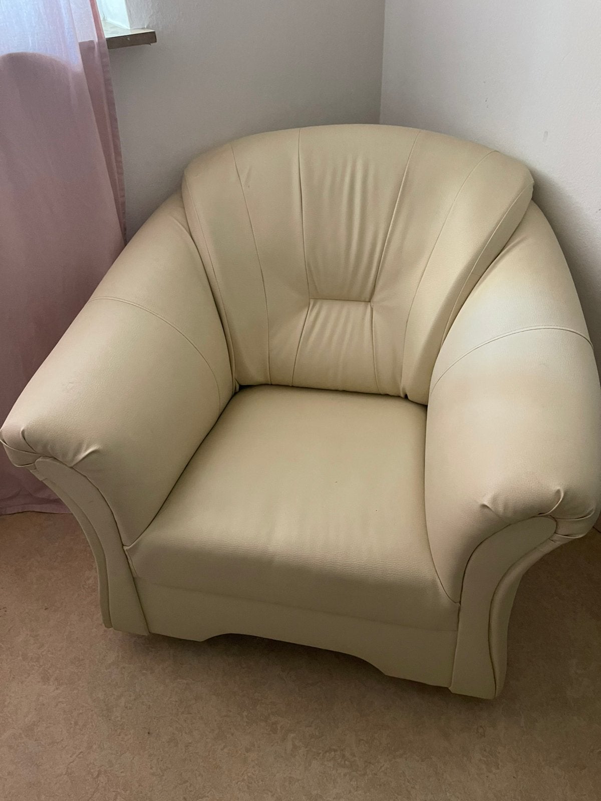 2 canapes et un fauteuil a donner, Maison & Meubles, Canapés | Salons, Enlèvement