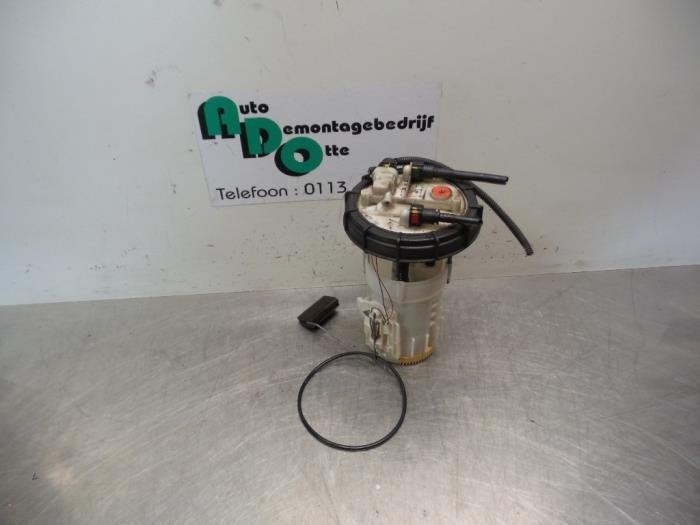 Pompe carburant électrique d'un Renault Trafic (Trafic 01-), Renault, -, 3 mois de garantie, Utilisé