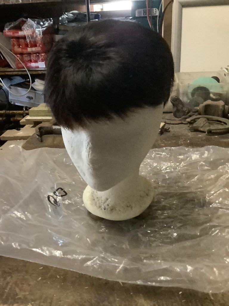 Pruik op isemo hoofd, Bijoux, Sacs & Beauté, Beauté | Soins des cheveux, Enlèvement ou Envoi, Utilisé, Perruque ou Extension de cheveux
