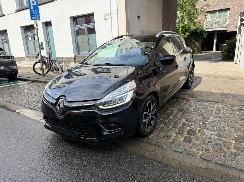 RENAULT CLIO / 1.5 D ECO2 / EURO 6 B / 2017 / VEEL OPTIES, Voorwielaandrijving, 4 cilinders, 1257 kg, Leder en Stof