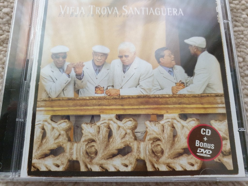 Vieja Trova Santiaguera: cd + dvd, Cd's en Dvd's, Cd's | Wereldmuziek, Ophalen of Verzenden, Zo goed als nieuw
