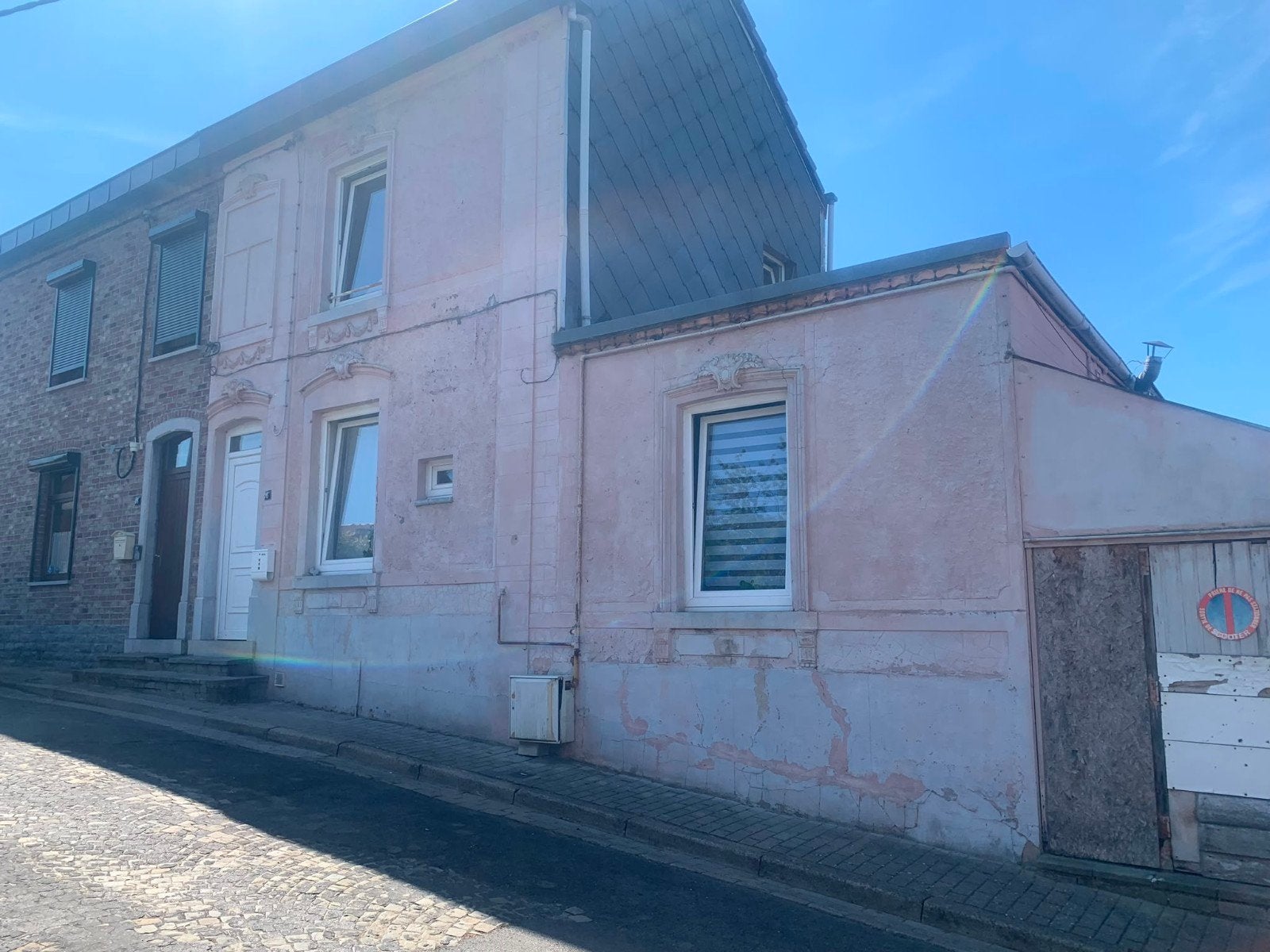 maison environ 75m2, Couillet, 75 m², Tot 200 m², 2 kamers