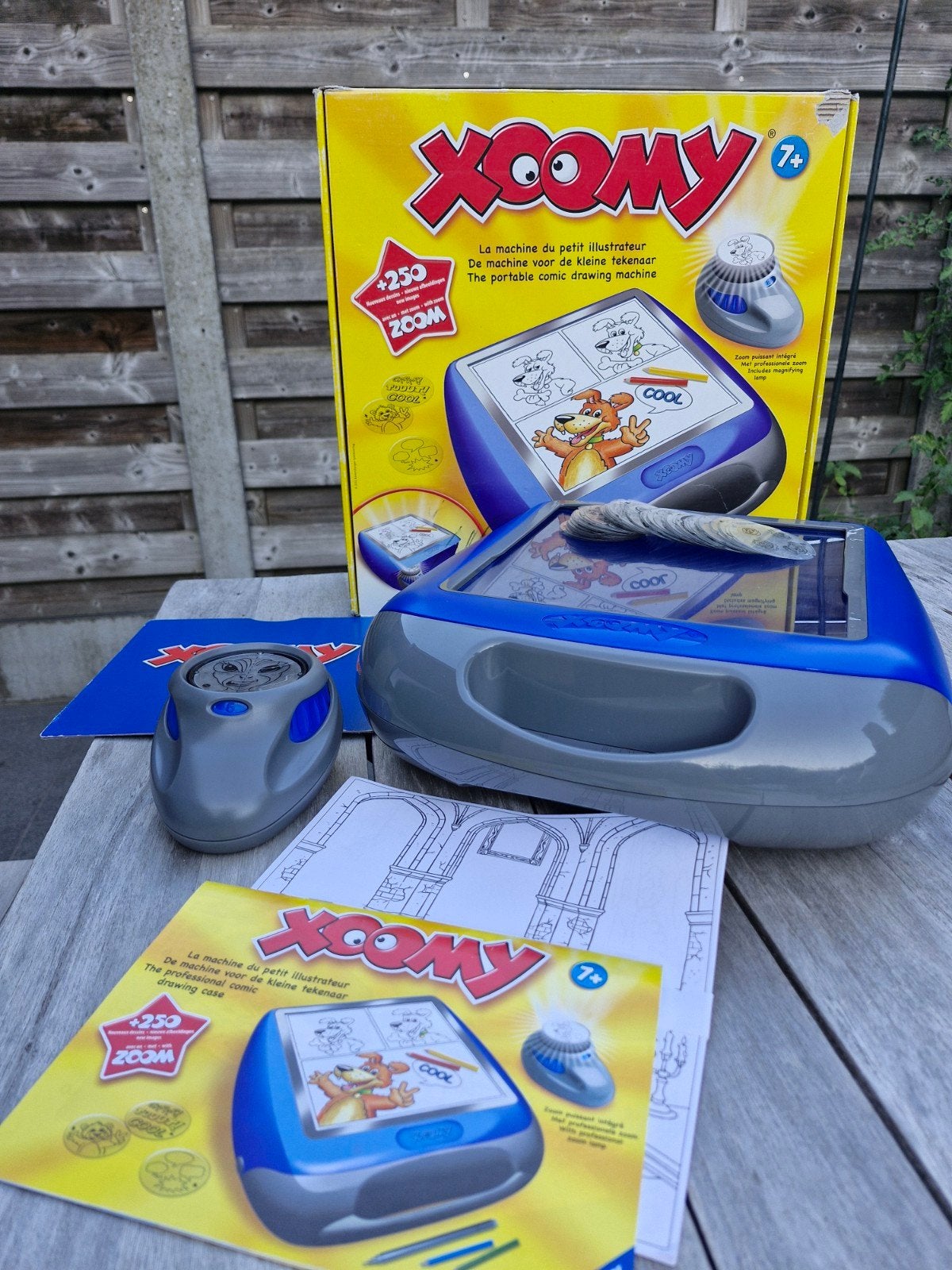 Xoomy tekentafel met projector - Ravensburger, Hobby en Vrije tijd, Tekenen, Ophalen, Gebruikt, Overige typen