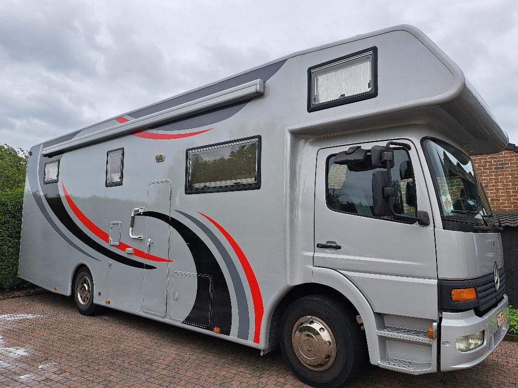 Mobilhome version luxe Permis C Mercedes Atego 12t, 8 mètres et plus, Toilette à cassette, Boîte manuelle, Mercedes-Benz