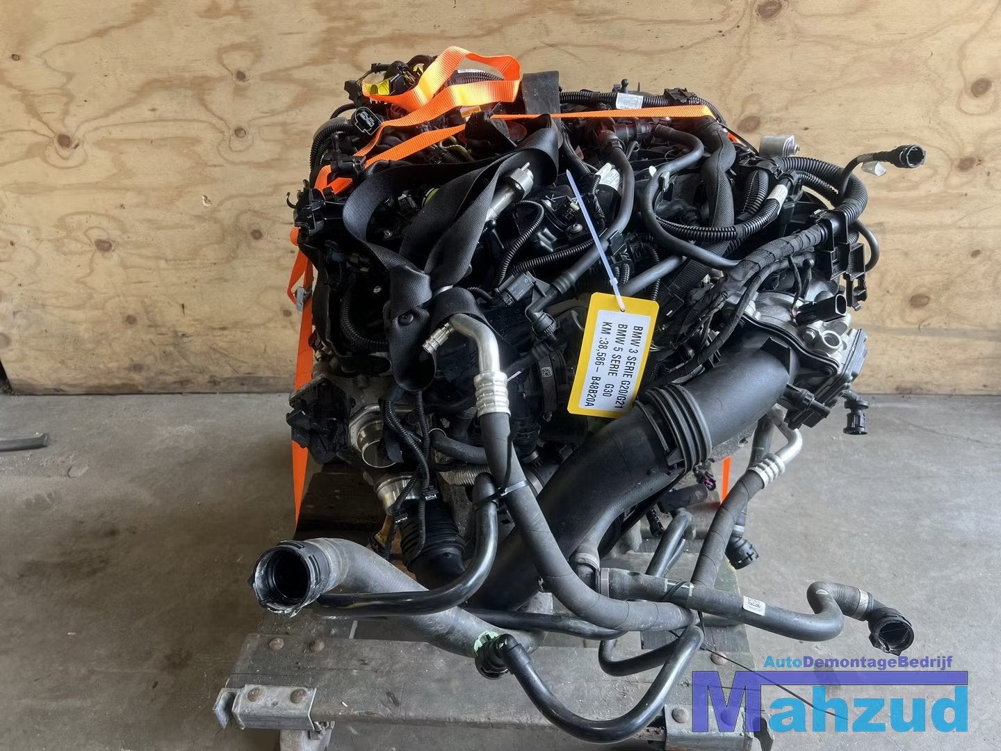 BMW 3 5 SERIE G20 2.0 320e Motorblok motor B48B20A, Petuelring 130
80788  Munich, DE, Gebruikt, Info@bmw.de, BMW
